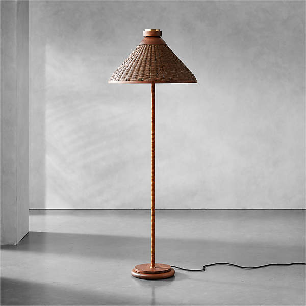 Pole  lamp